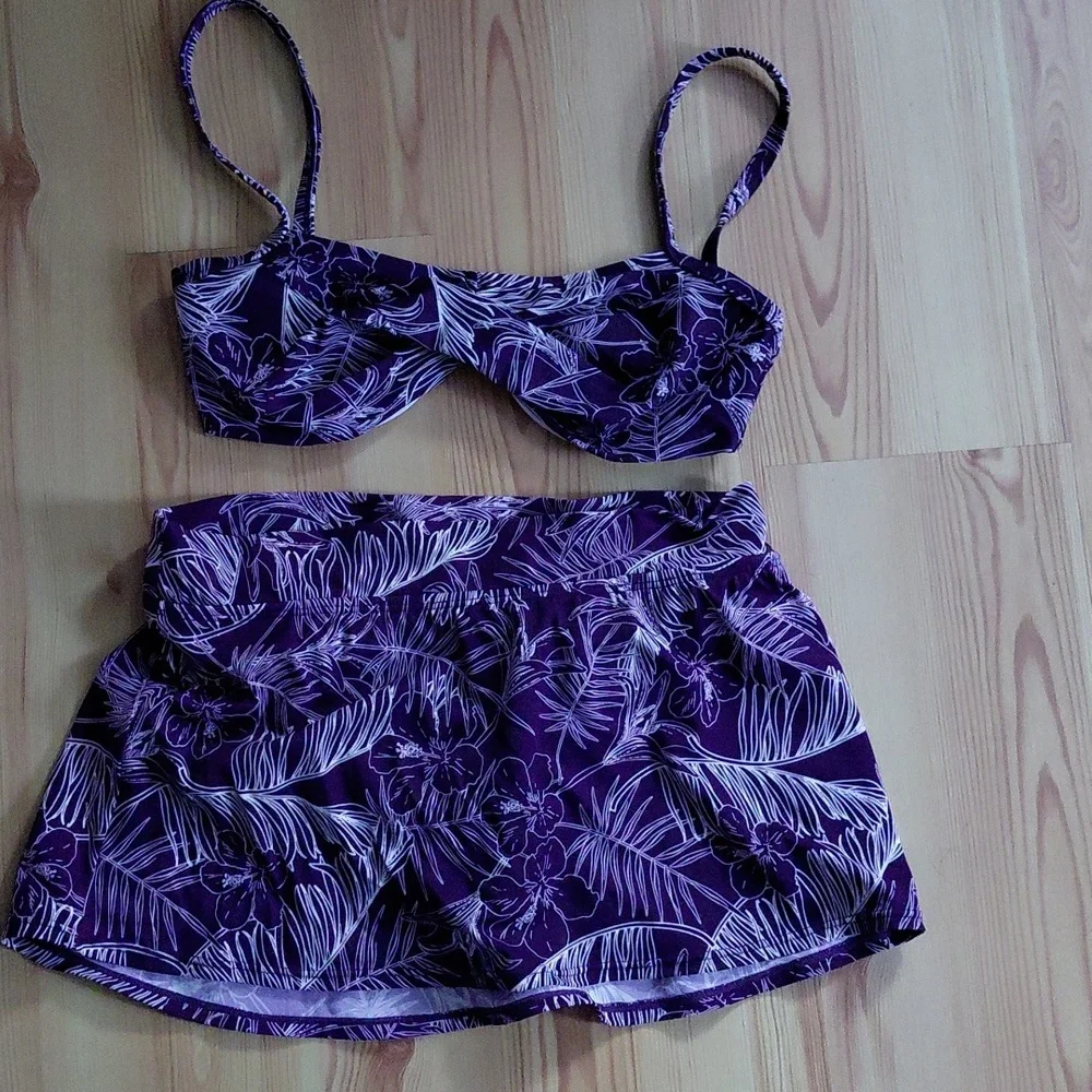 VENUS Purple Floral Two-Piece Swim Set